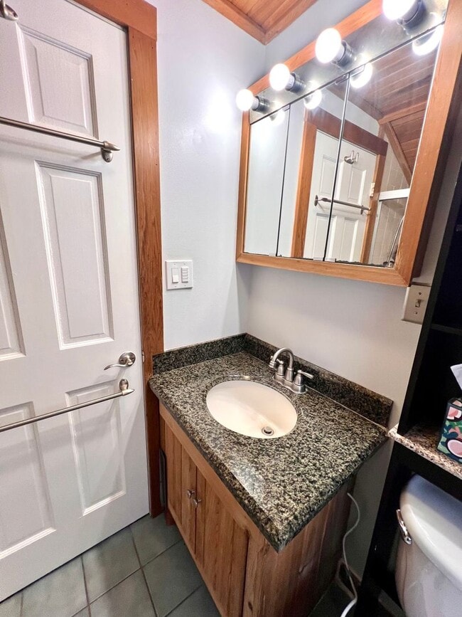 Building Photo - Sewickley - 3 Bedroom 2 Bathroom - Charmin...