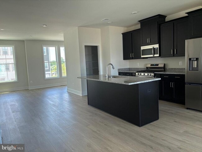Building Photo - 133 Bamboo Shoot Ln