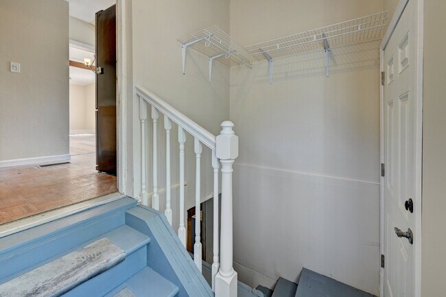 Building Photo - $1,750.00 - 2 Bedrooms, 1 Bathroom, Single...