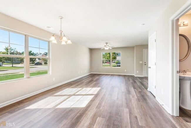 Building Photo - 2555 Marlin Dr