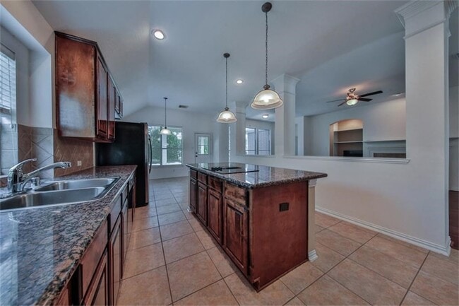 Building Photo - 13803 Sherburn Manor Dr