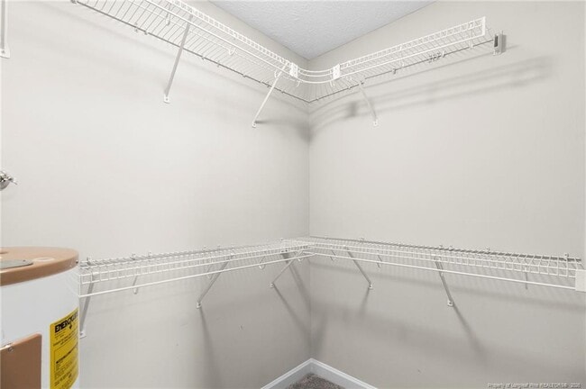 Building Photo - 2219 Westdale Dr