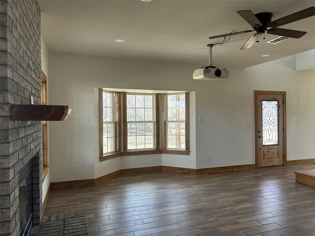 Building Photo - 307 Co Rd 4790