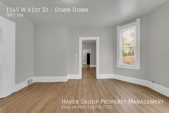 Building Photo - 1345 W 61st St
