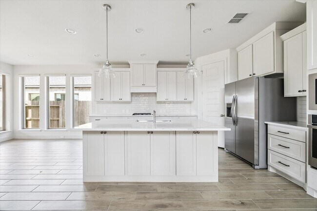 Building Photo - 21315 Manatee Rock Ln