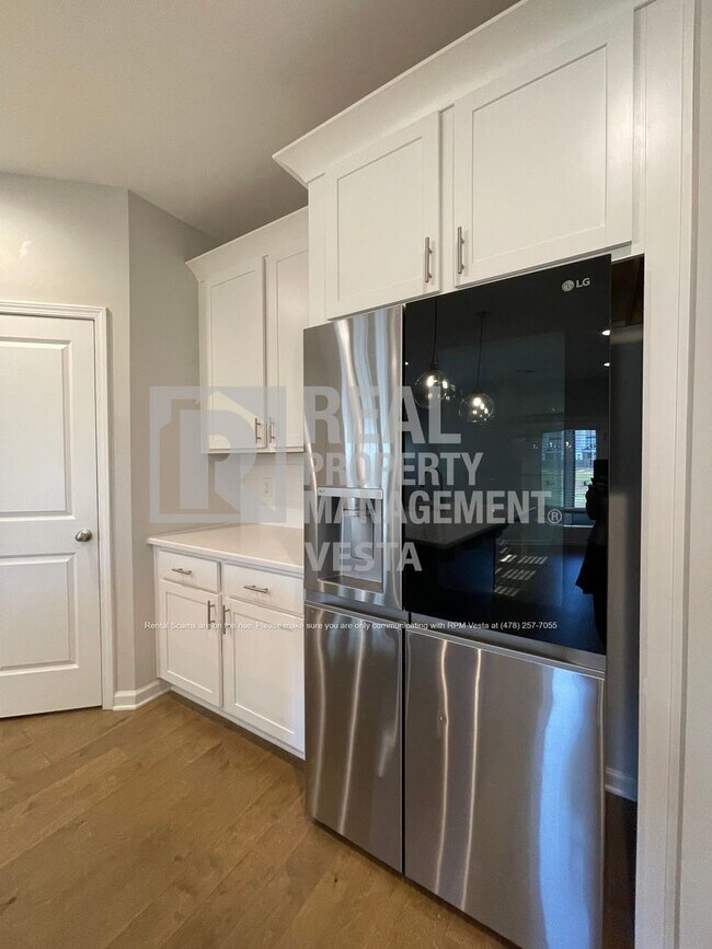 Building Photo - 109 Hidesta Ct