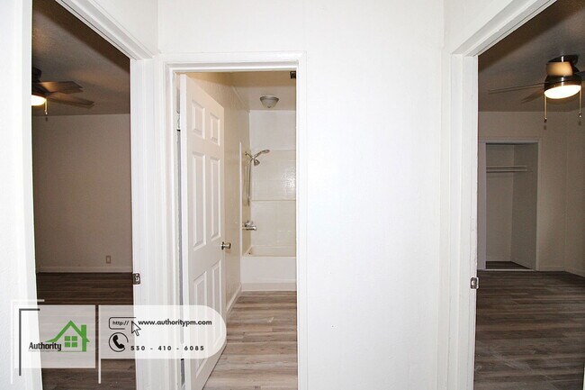 Building Photo - 3120 Pioneer Ln