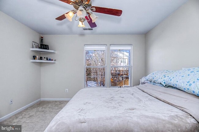 Building Photo - 10159 Elgin Way