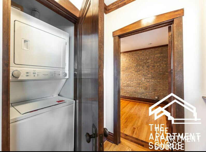 Building Photo - 4309 N Richmond St