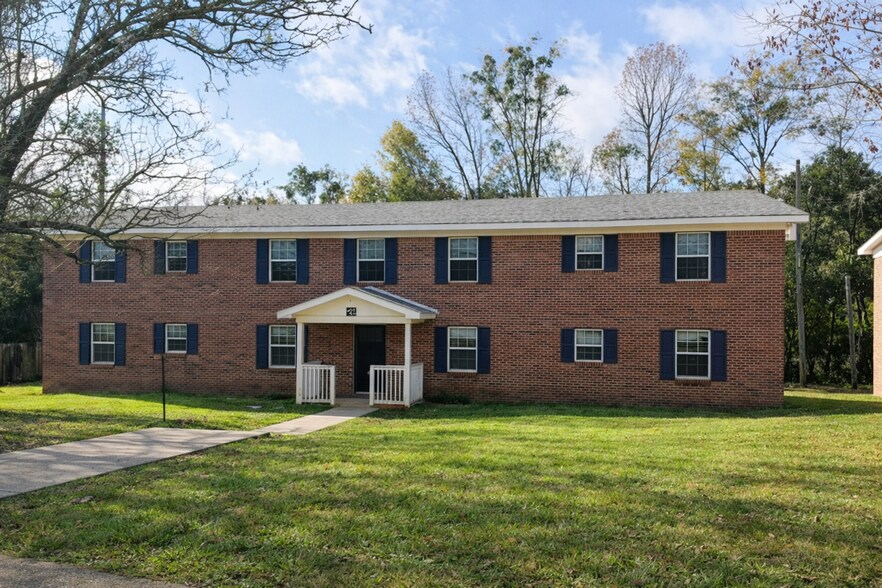 Building Photo - Heritage Oaks @ Navco