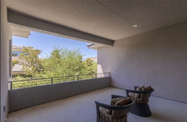 Building Photo - 47 Pristine Glen St