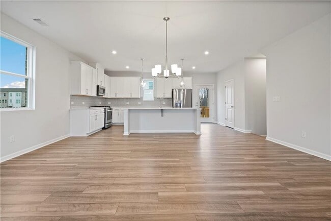 Building Photo - 2320 Whistler Wy NE