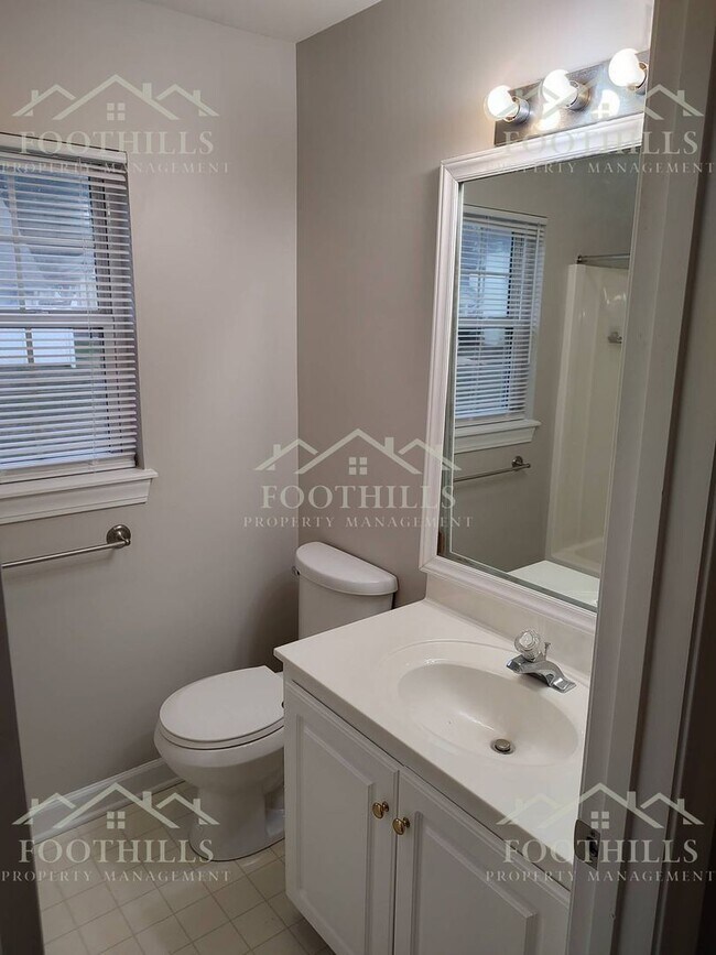 Building Photo - 901 Autumn Oaks