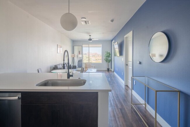 Building Photo - 701 W Rio Salado Pkwy