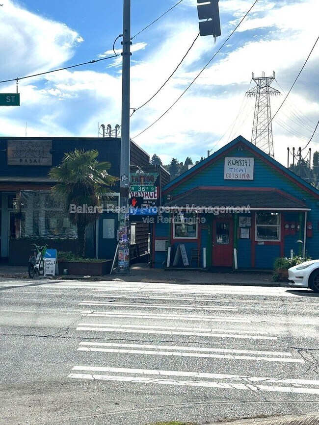 Building Photo - 469 N 36th St