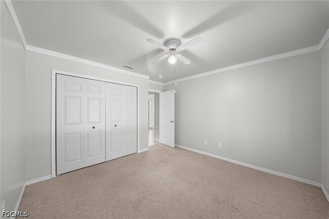 Building Photo - 2614 7th St W