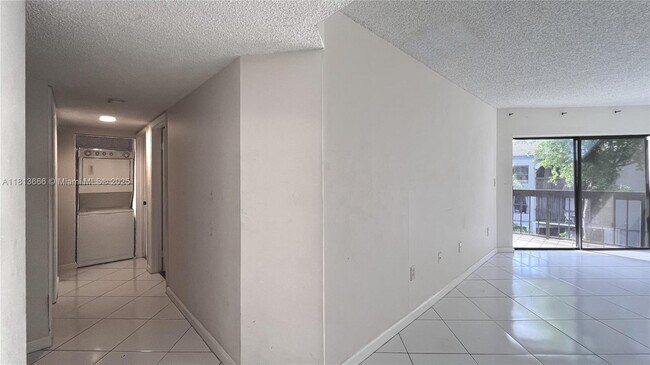 Building Photo - 13255 SW 88th Ln