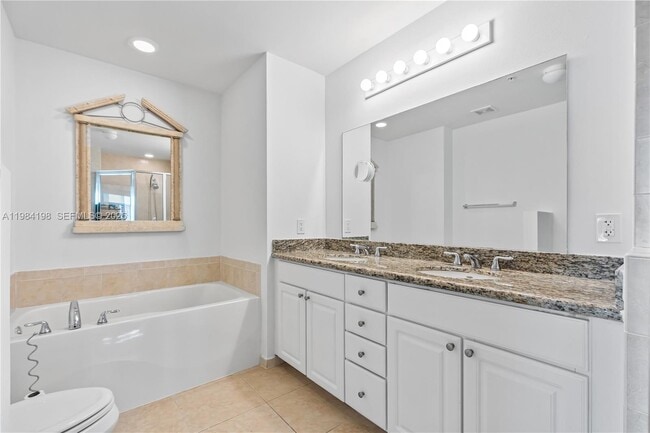 Building Photo - 3001 NE 185th St