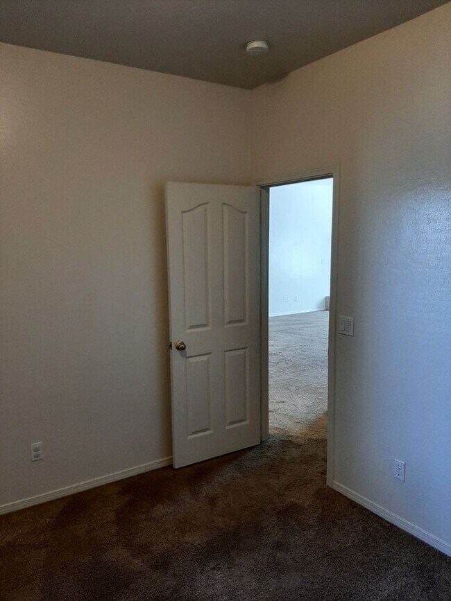 Building Photo - Cute Condo in Beautiful Yavapai Hills Community In Prescott