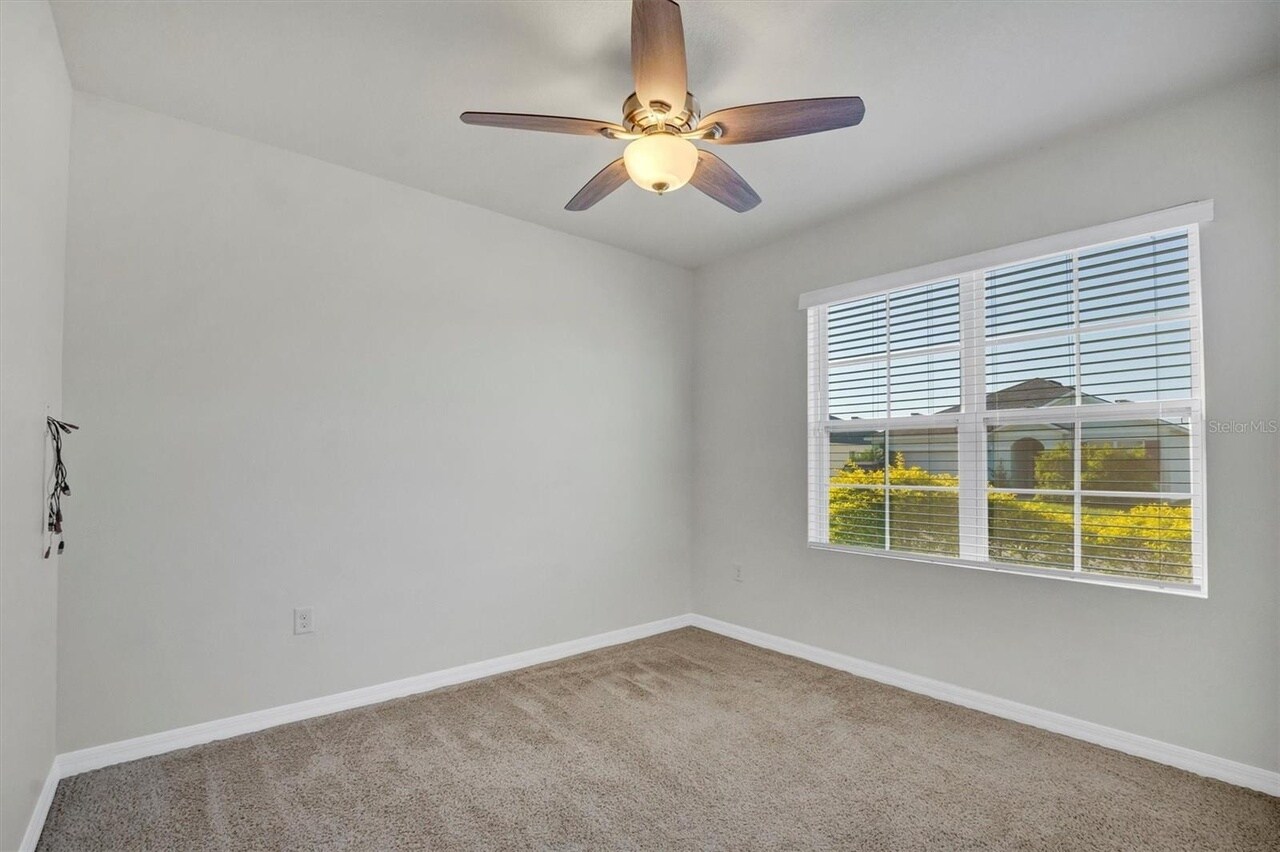 Front Bed - 1022 Preserve Dr