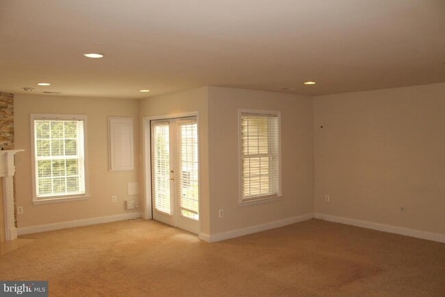 Building Photo - 47567 Royal Burnham Terrace