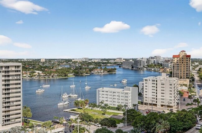 Building Photo - 101 S Fort Lauderdale Beach Blvd