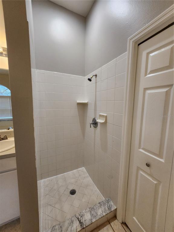 Building Photo - 22707 Roderick Dr