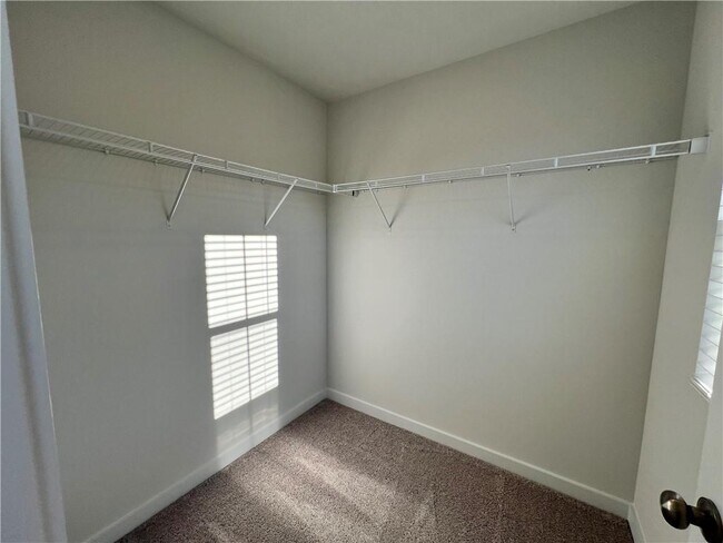 Building Photo - 7313 Mulberry St