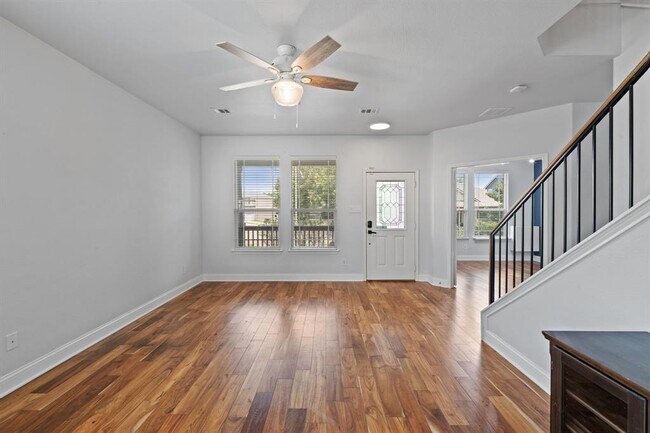 Building Photo - 1821 Indian Lodge Dr