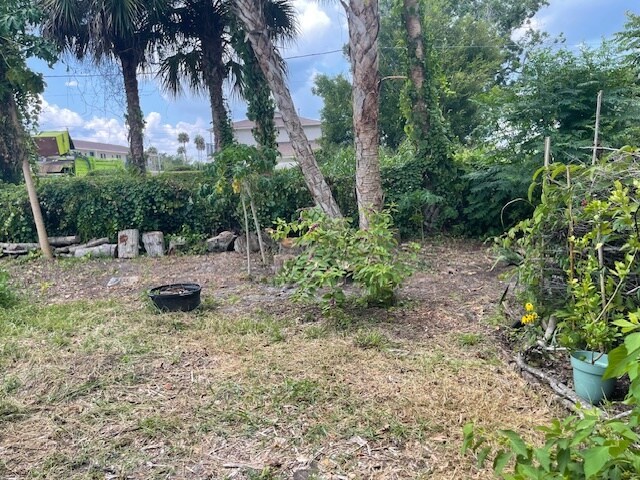 Building Photo - 111 Valencia Dr