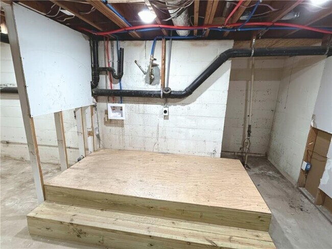 Building Photo - 2870 Horseshoe Bend Rd SW