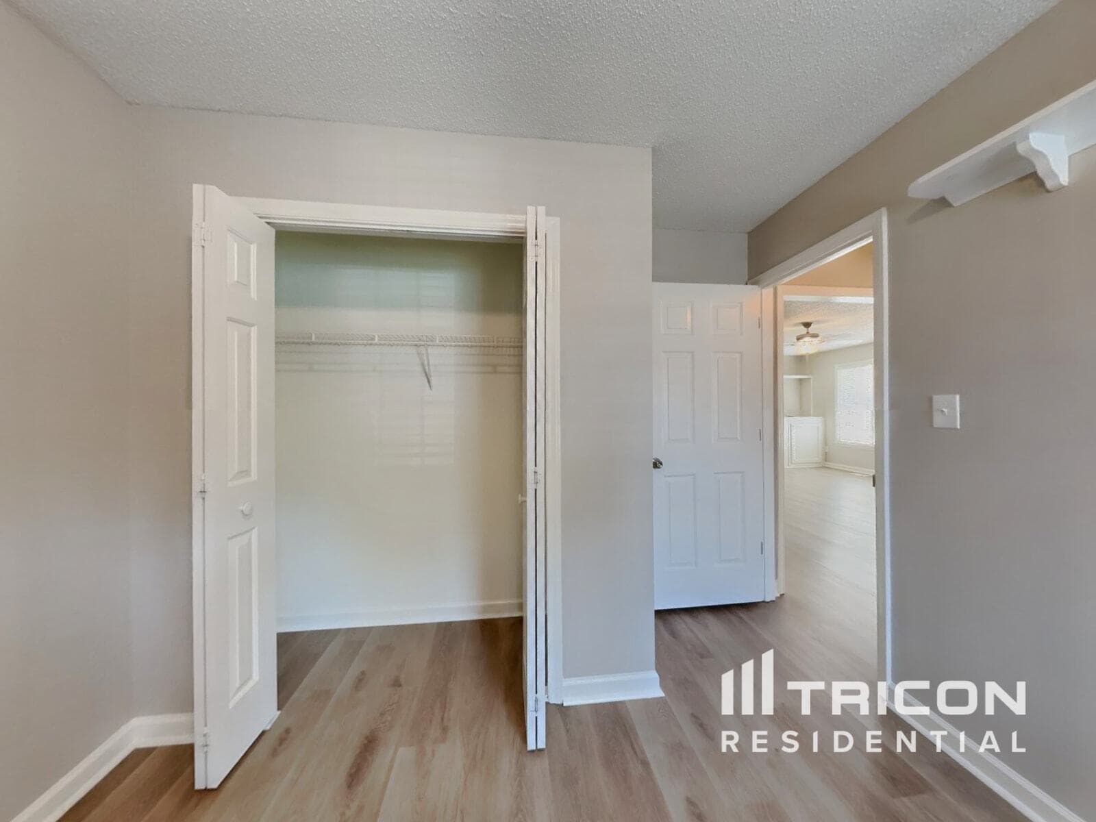 Building Photo - 1004 Spruce Dr