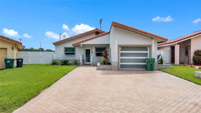 Building Photo - 15851 SW 108th Ave