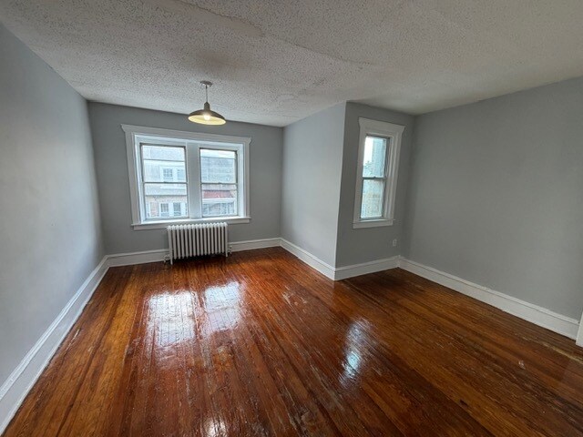 Building Photo - 5928 N Lawrence St