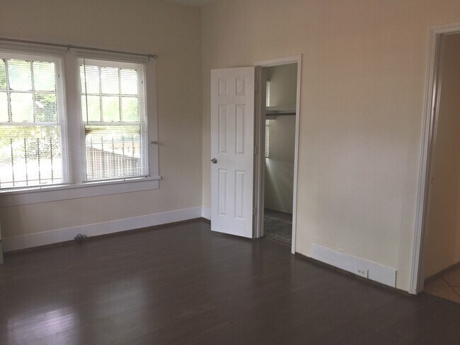 Building Photo - Home for rent in Avondale