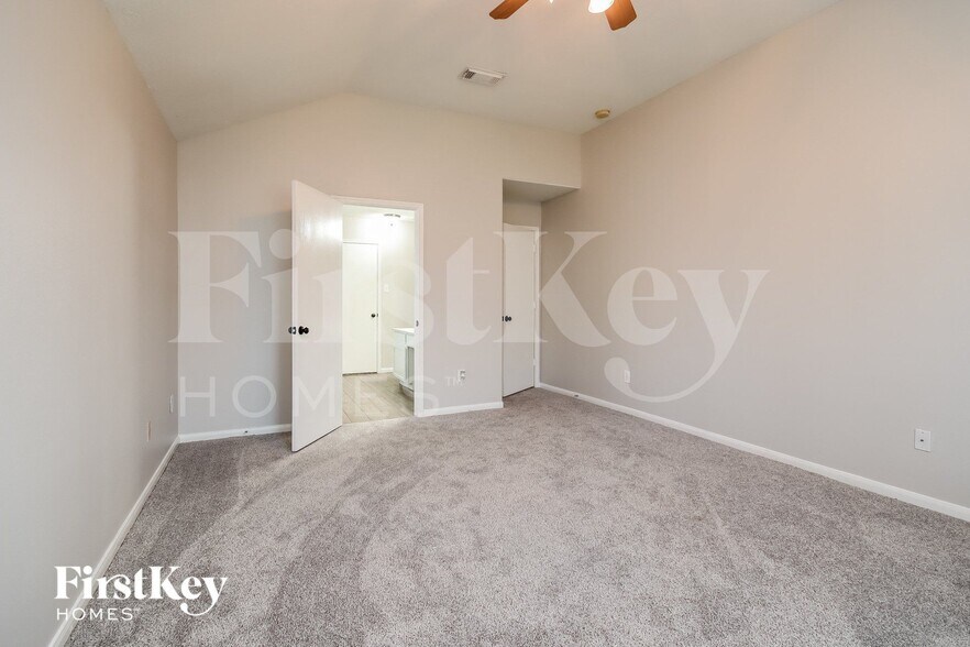 Building Photo - 8607 Sorrel Meadows Dr