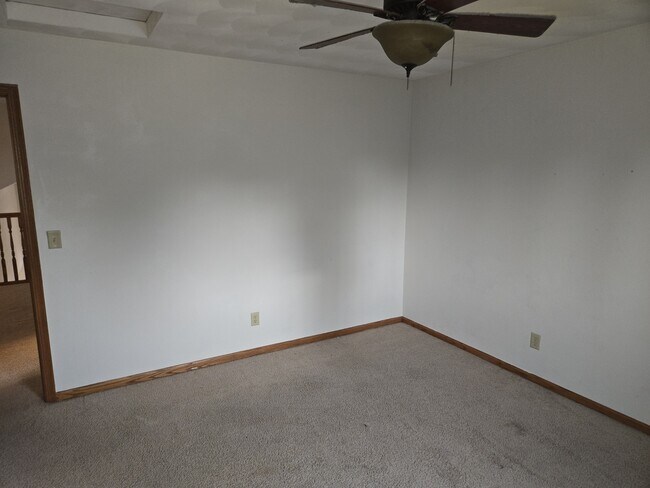 Building Photo - 535 Westfield Dr