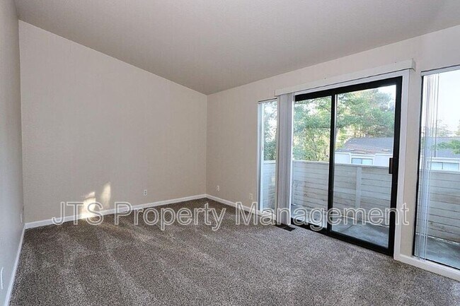 Building Photo - 5820 Alorn Ln