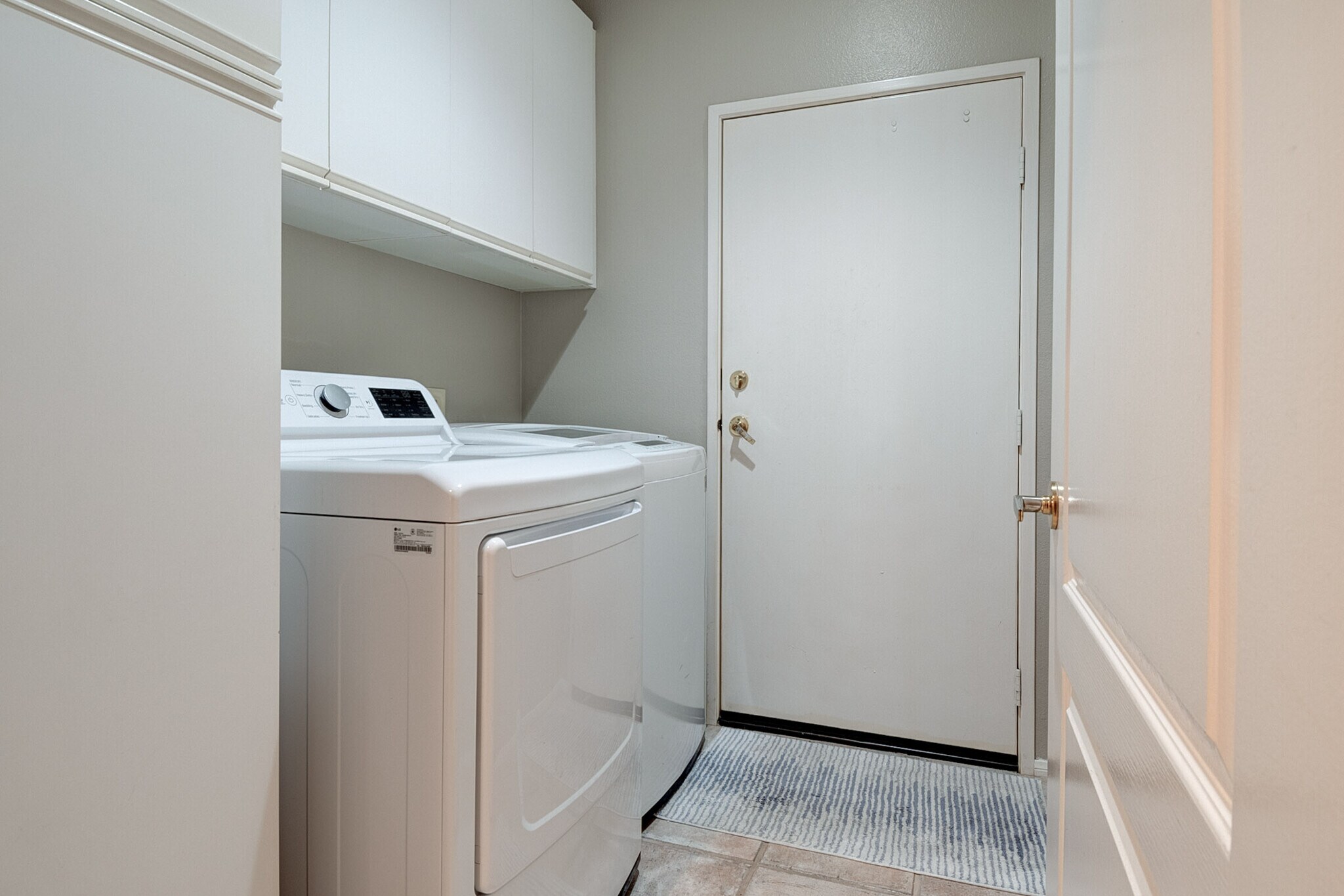 Building Photo - 14 Celano Ct