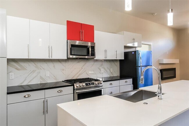 Building Photo - 11215 Paradise Out Ln