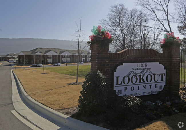 Primary Photo - Lookout Pointe Apartments