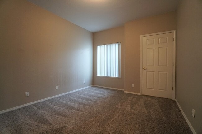 Building Photo - 3895 Strawberry Field Grove