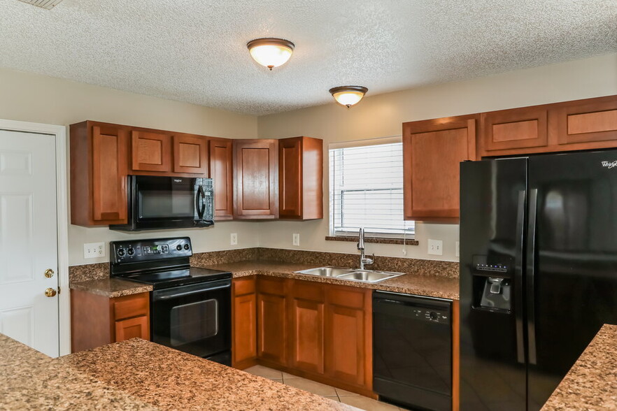 Building Photo - 2943 Tuscarora Tr
