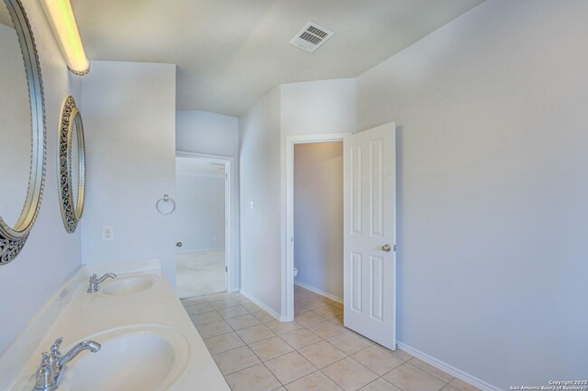 Building Photo - 3702 Pinyon Pne