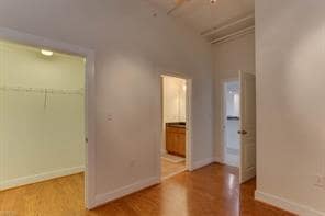 Building Photo - 123 College Pl