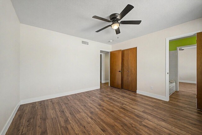Building Photo - 5133 W McNeil St