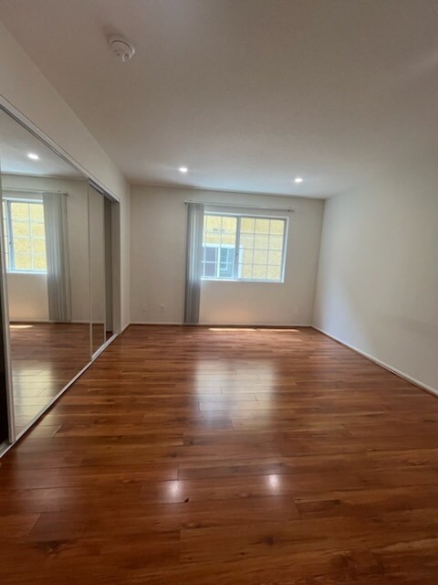 Building Photo - 5529 Fulcher Ave