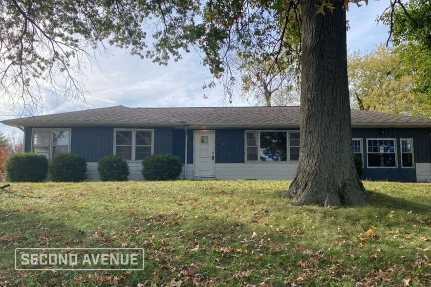 Primary Photo - 46 Patricia Ln