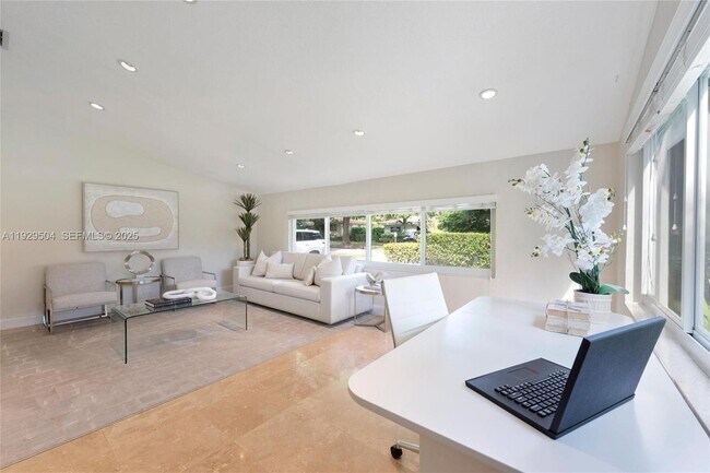 Building Photo - 5620 Alhambra Cir