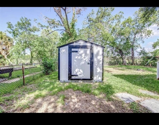 Building Photo - 2515 Stevens St